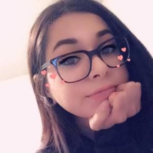 Meet your Posher, Serina